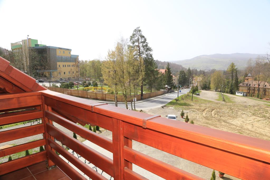 Villa Prestige Совата Екстериор снимка