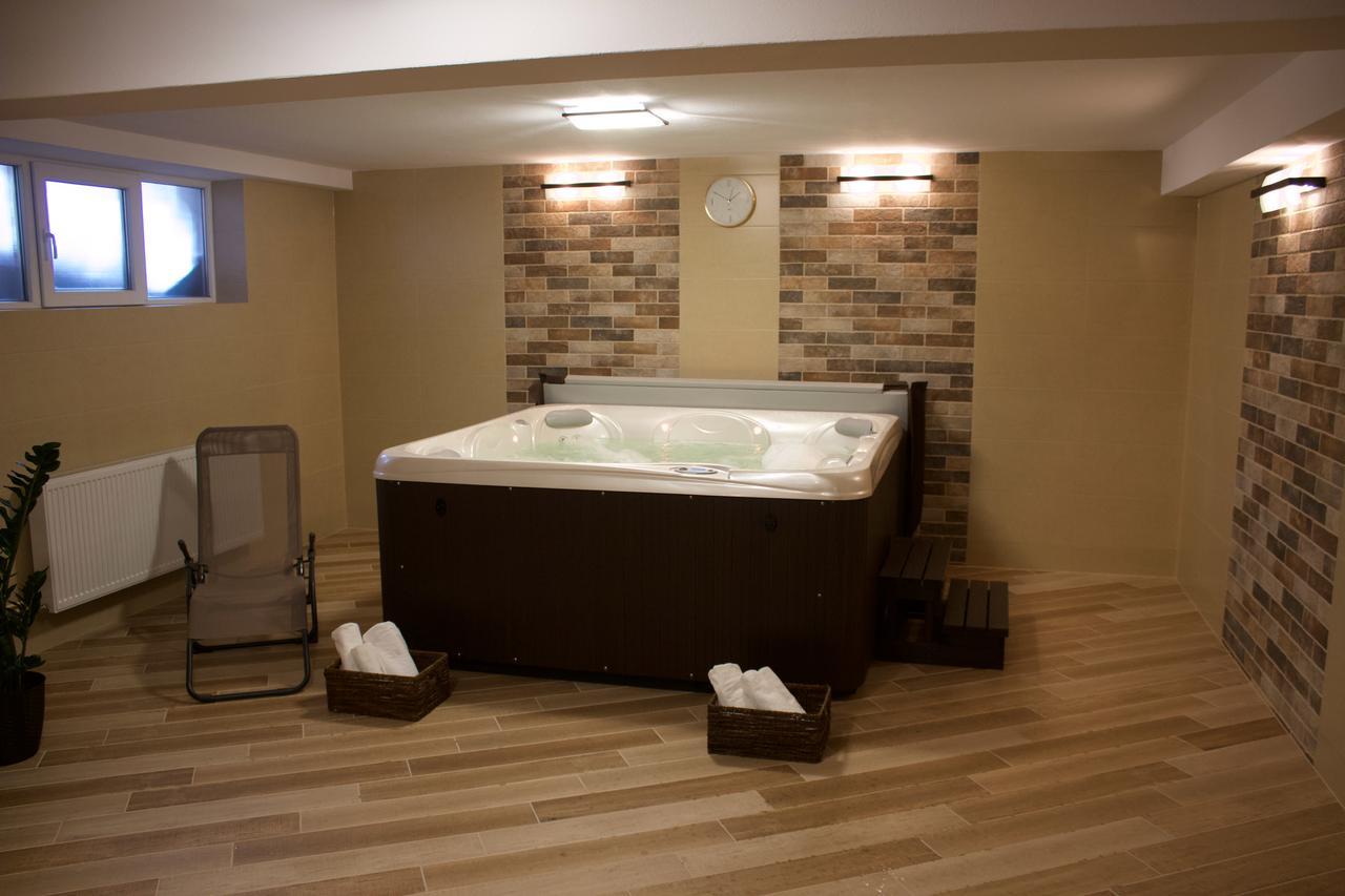 Villa Prestige Совата Екстериор снимка